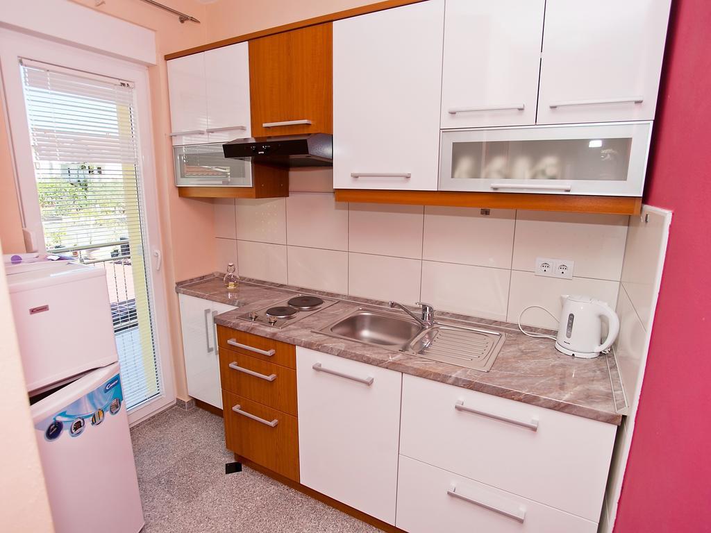 Apartment Zadar Diklo Borik Vir Kamer foto