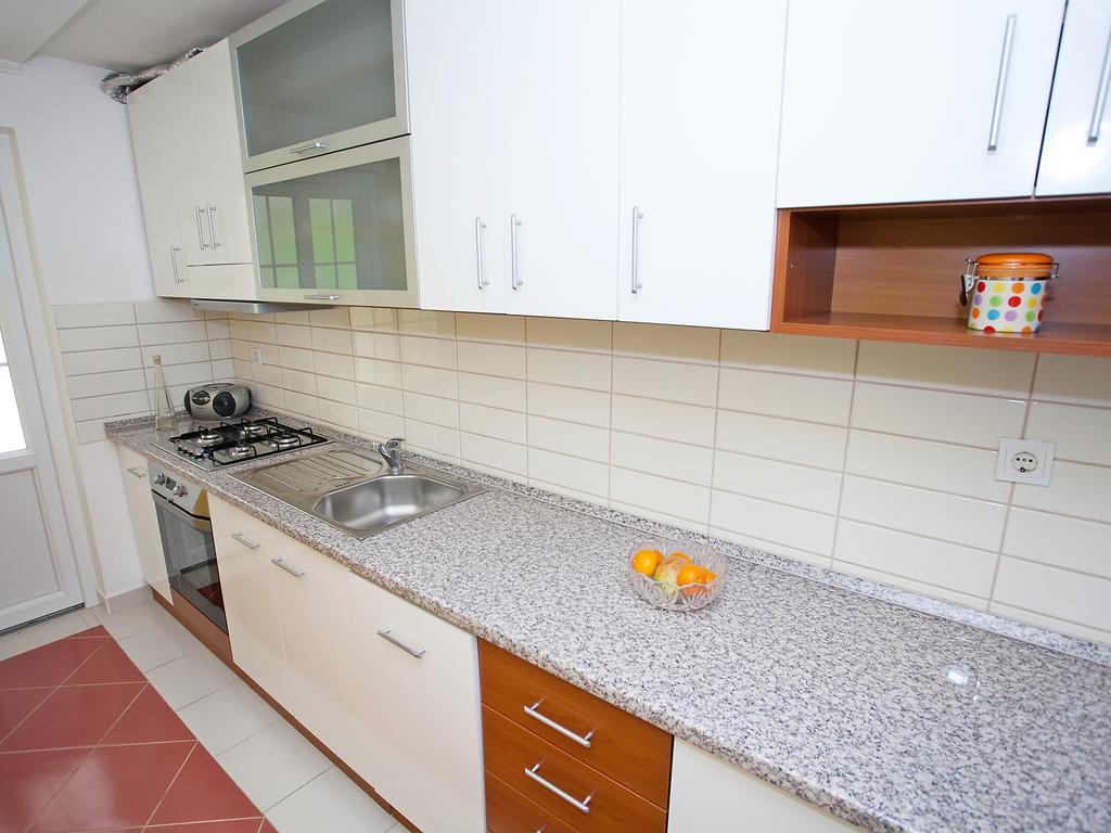 Apartment Zadar Diklo Borik Vir Kamer foto
