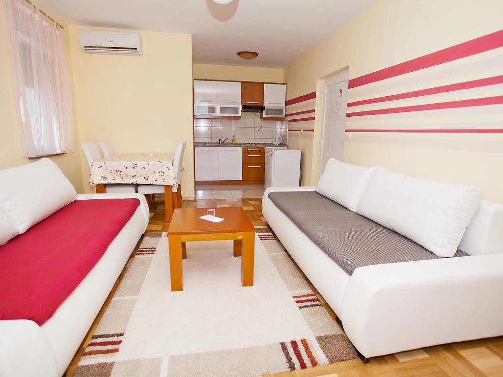 Apartment Zadar Diklo Borik Vir Kamer foto