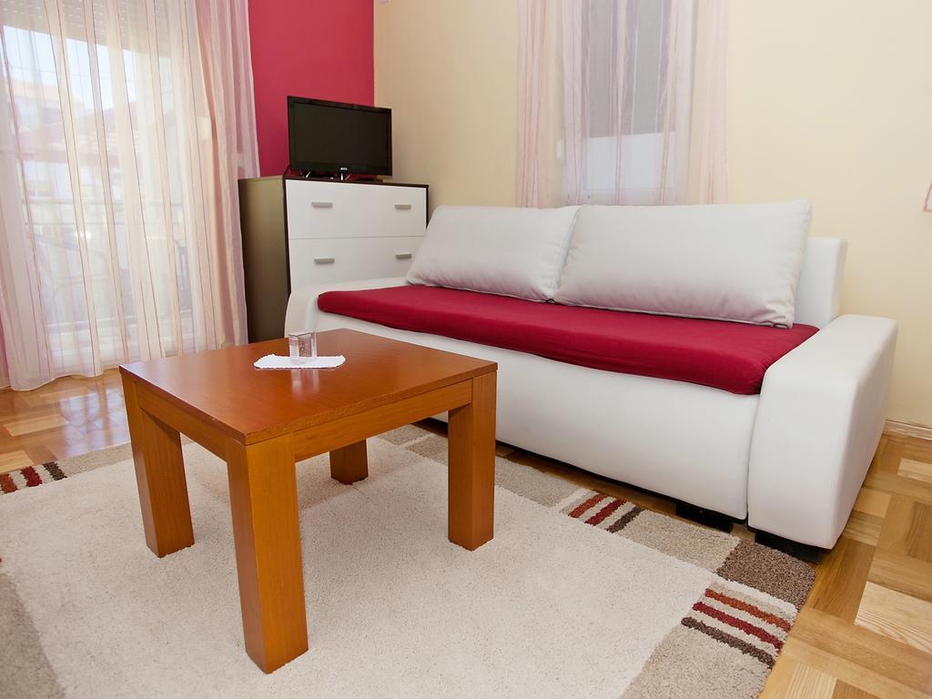 Apartment Zadar Diklo Borik Vir Kamer foto