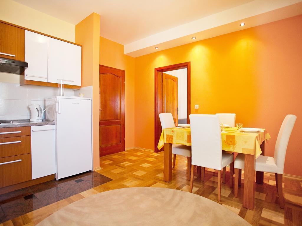 Apartment Zadar Diklo Borik Vir Kamer foto